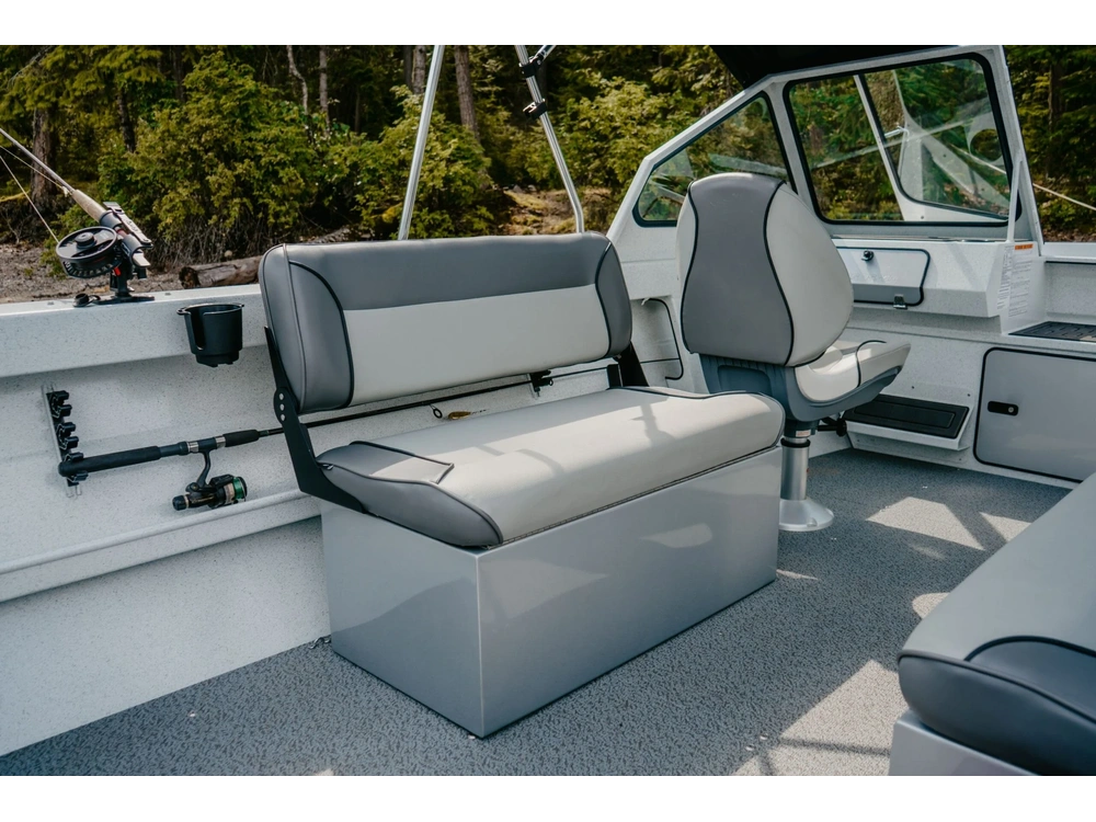 2026 Kingfisher 1825 Falcon 1825 Falcon alt