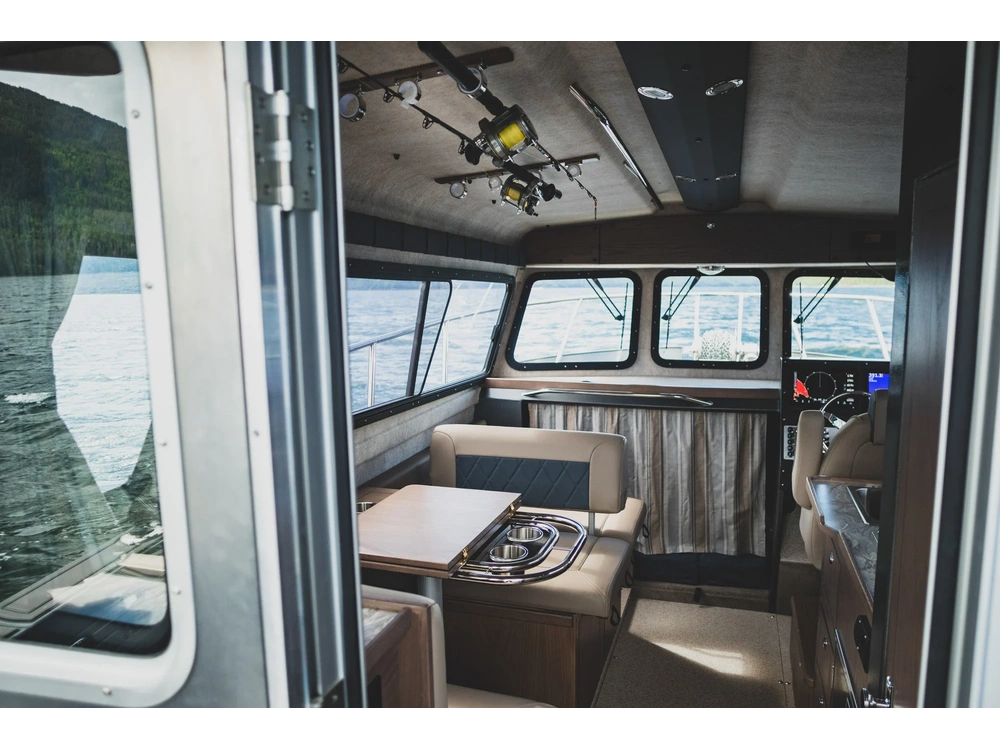 2026 Kingfisher 3025 XRS 3025 XRS alt