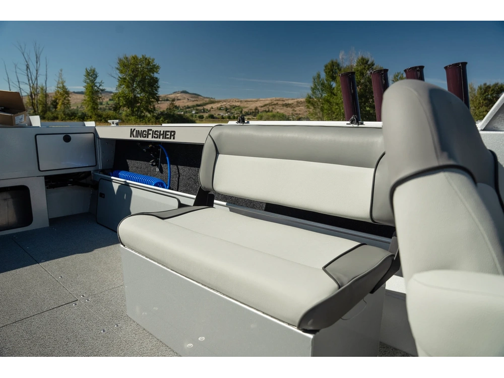 2026 Kingfisher 2025 Escape 2025 Escape alt