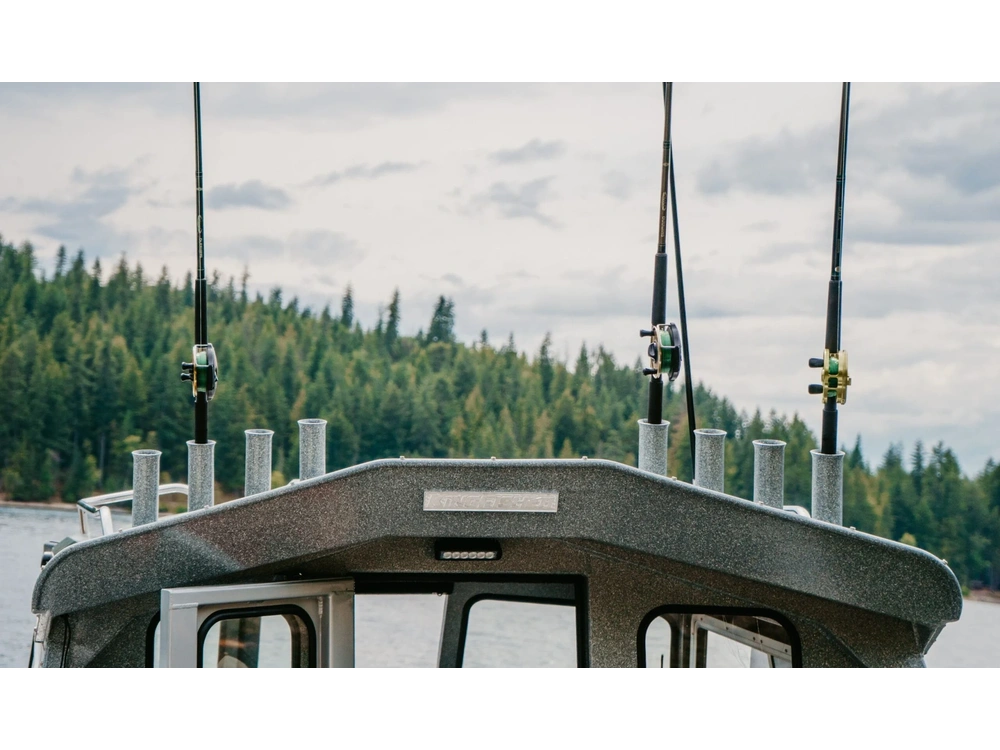 2026 Kingfisher 2025 Escape HT 2025 Escape HT alt