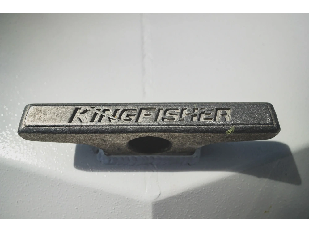 2026 Kingfisher 2725 XRS 2725 XRS alt