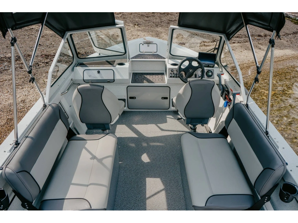 2026 Kingfisher 1825 Falcon 1825 Falcon alt