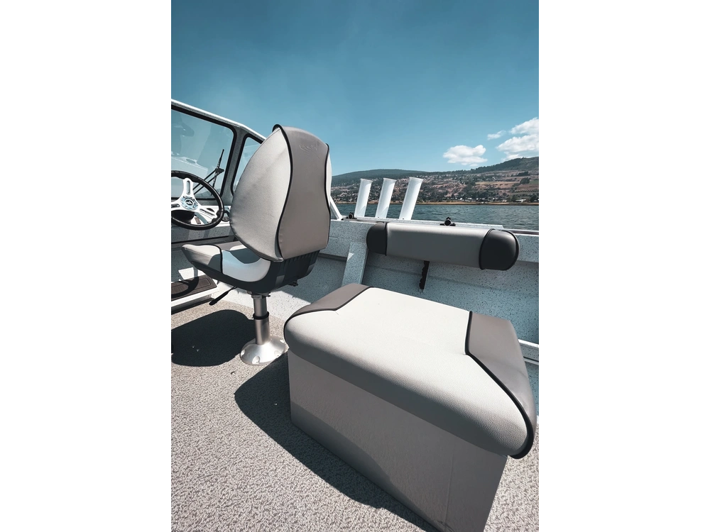 2026 Kingfisher 1825 Falcon 1825 Falcon alt