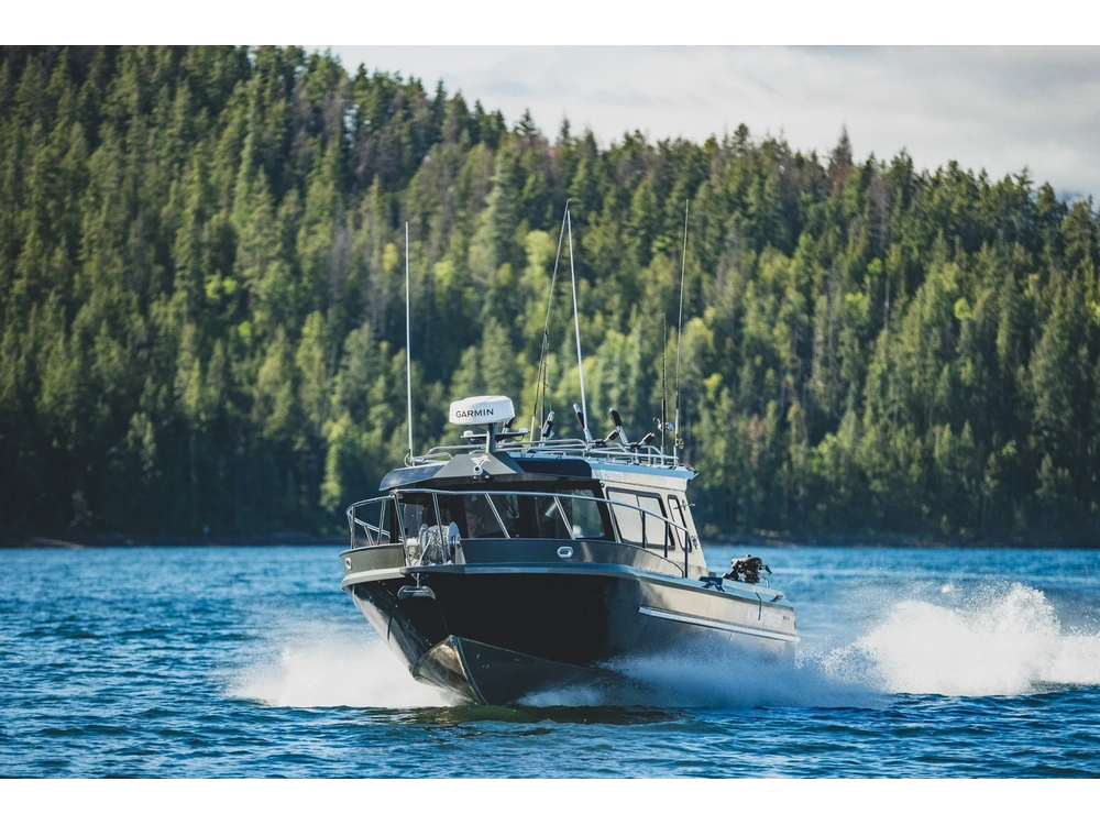 2026 Kingfisher 3025 XRS 3025 XRS alt
