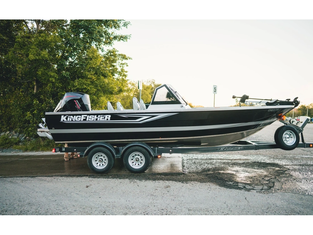 2026 Kingfisher 2125 Arrow Sport 2125 Arrow Sport alt