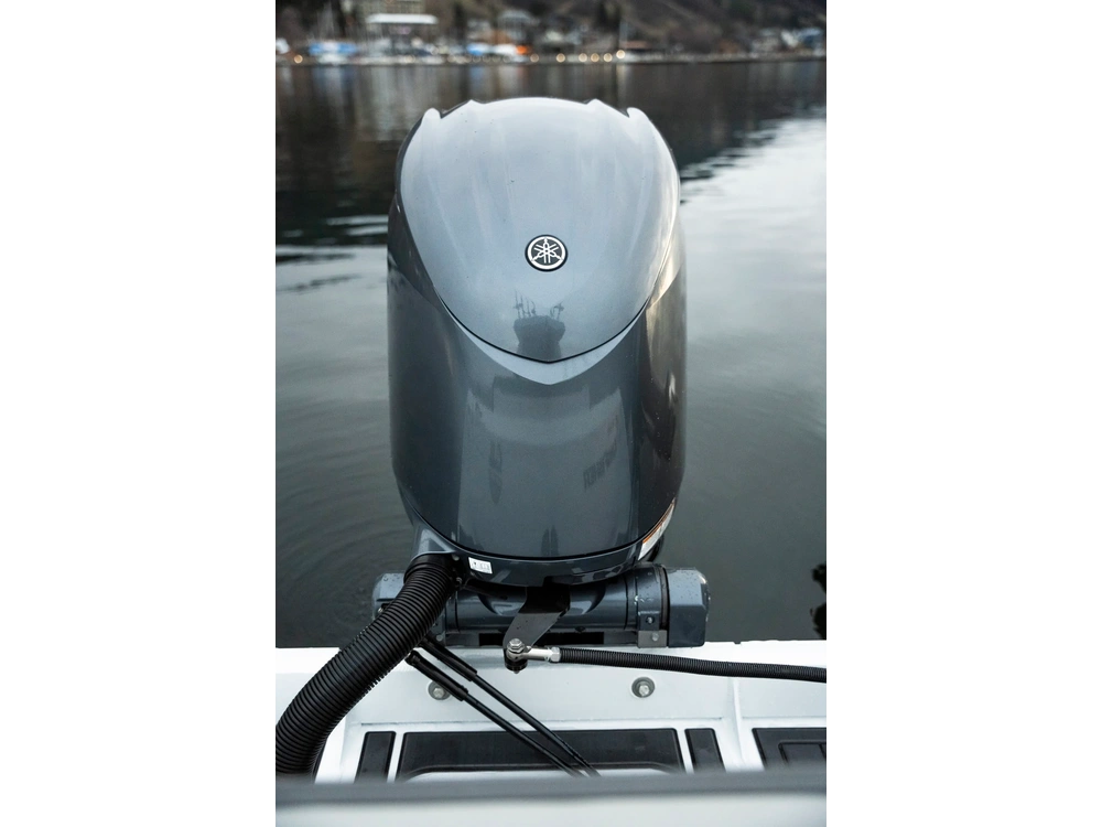 2026 Kingfisher 23 XAC 23 XAC alt