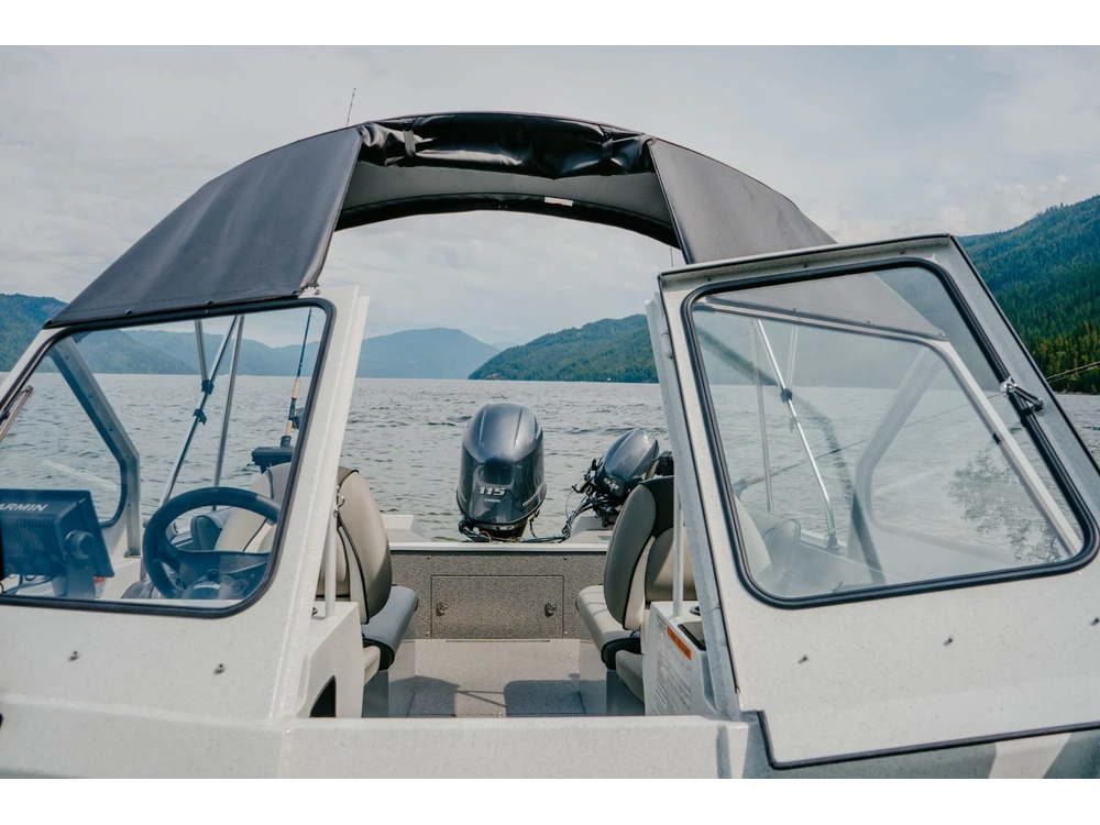 2026 Kingfisher 1825 Falcon 1825 Falcon alt