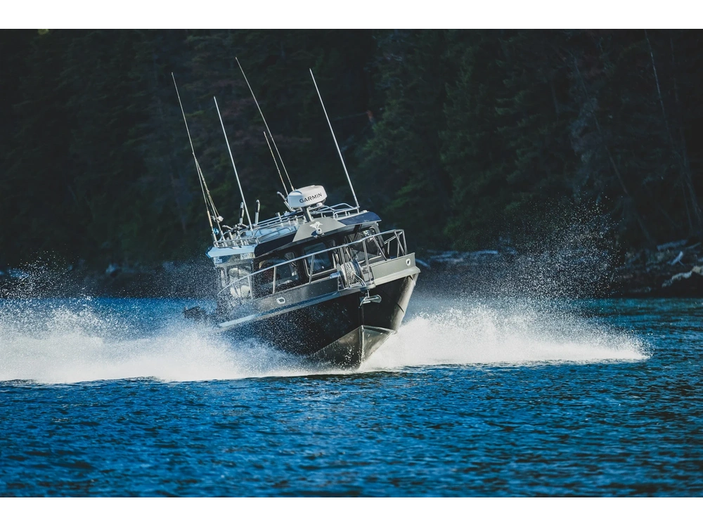 2026 Kingfisher 3025 XRS 3025 XRS alt