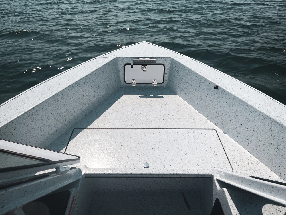 2026 Kingfisher 1825 Falcon 1825 Falcon alt