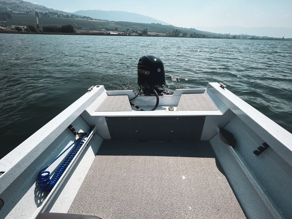 2026 Kingfisher 1825 Falcon 1825 Falcon alt