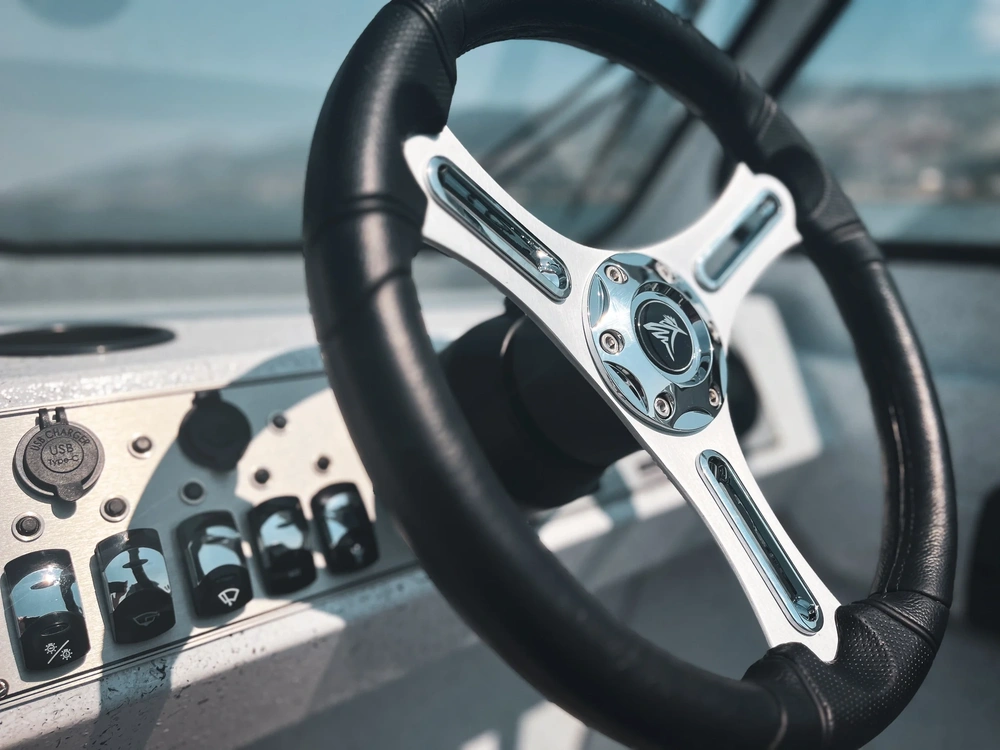 2026 Kingfisher 1825 Falcon 1825 Falcon alt