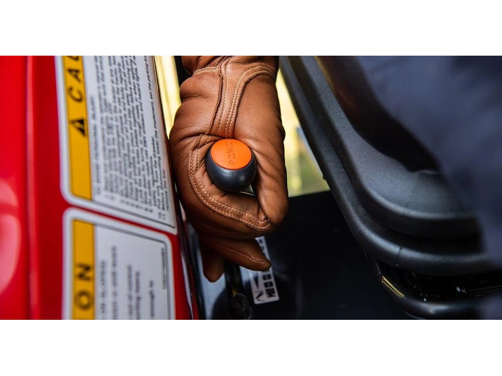 TYM 4215 4215 2026 alt