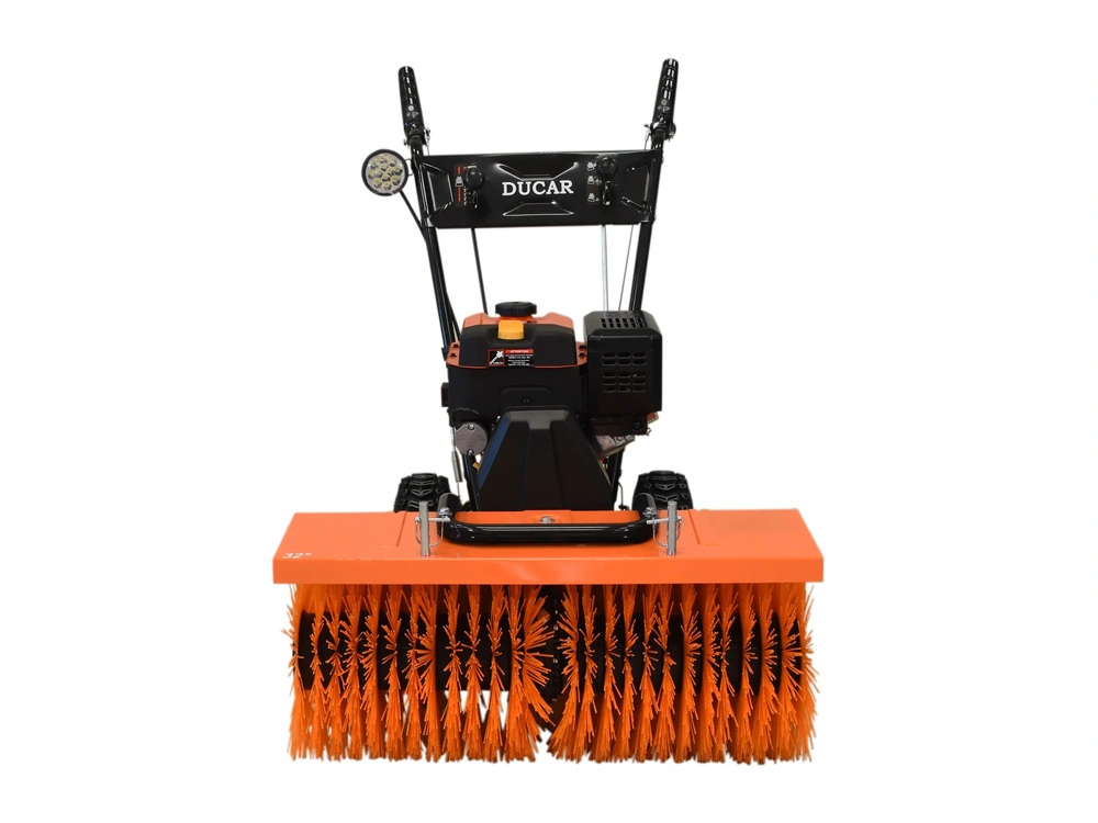 Ducar Brosse motorisée 32 po pour utilisation neige Brosse motorisée 32 po pour utilisation neige 2026 alt