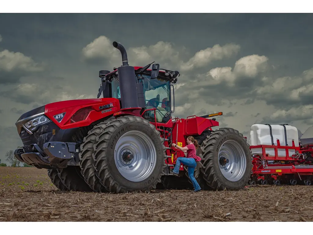 2026 Case IH Steiger 475