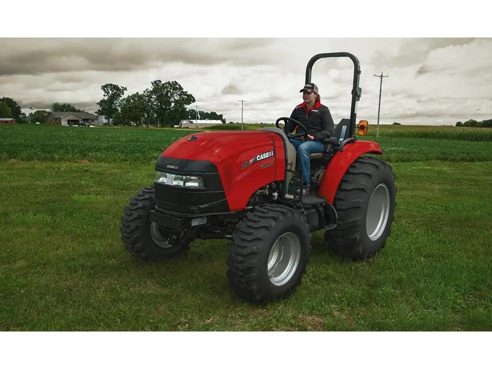 2026 Case IH Farmall Compact 40C