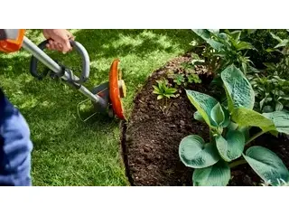 2026 Husqvarna 110iL FLXi with Trimmer Attachment (battery and charger included)