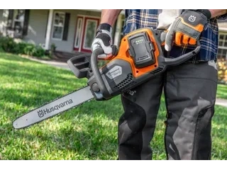 Husqvarna Power Axe 350i avec batterie et chargeur Power Axe 350i avec batterie et chargeur 2026 alt