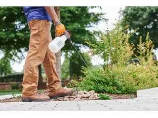 Husqvarna 48 oz. Handheld Sprayer 48 oz. Handheld Sprayer 2026 alt