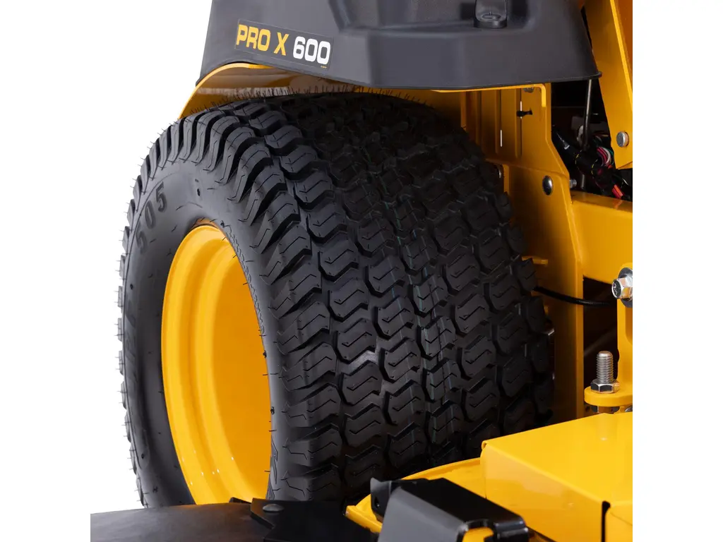 2026 Cub Cadet PRO X 654 EFI