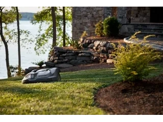 2026 Husqvarna Automower® 450XH Automower® 450XH alt