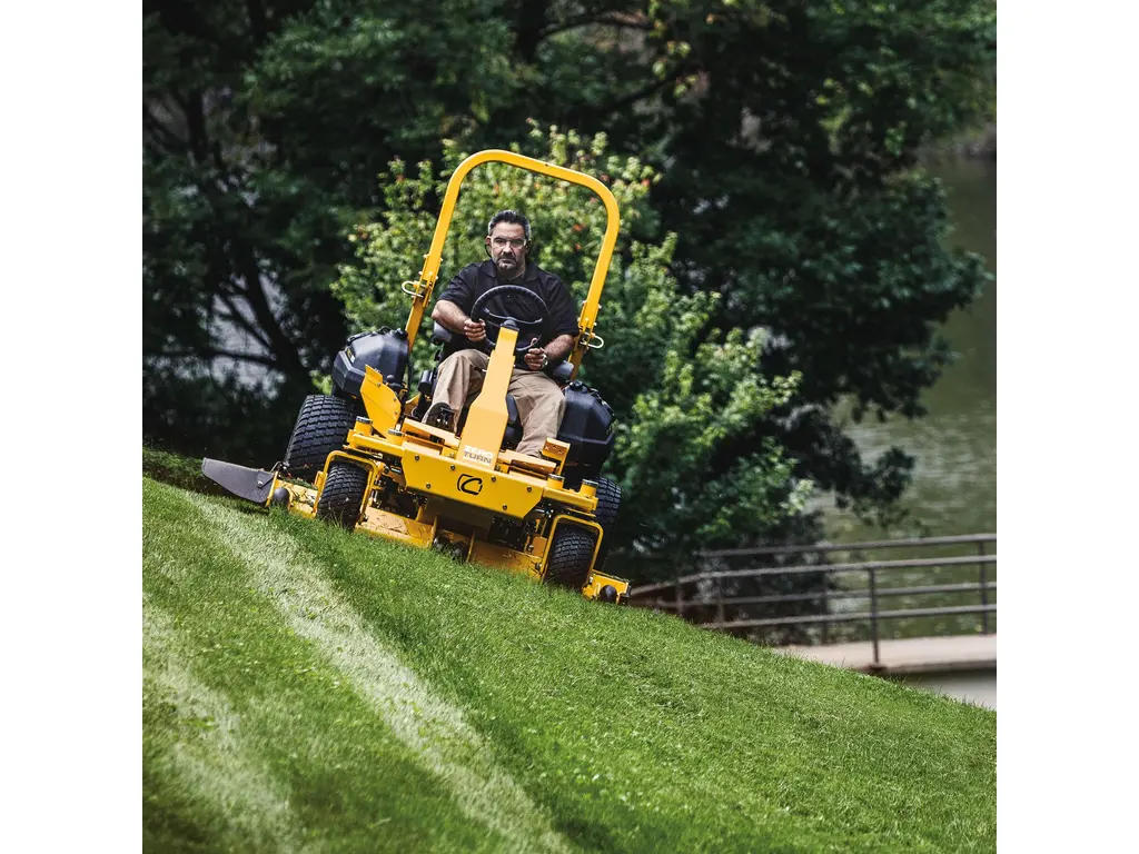 Cub Cadet PRO Z 972S EFI 2026