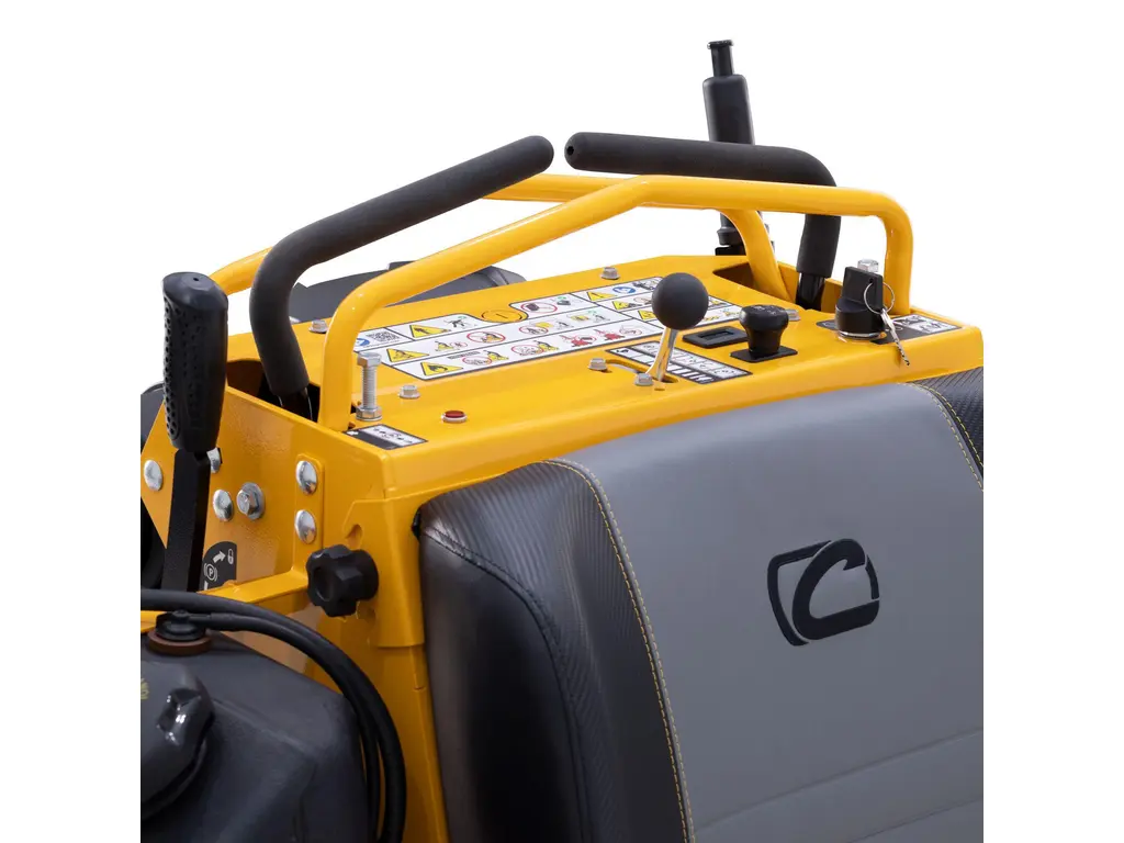 2026 Cub Cadet PRO X 654 EFI