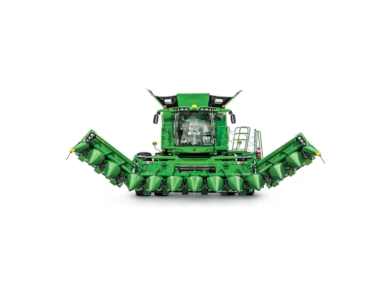 2026 John Deere CF8 CF8 Folding Corn Head alt