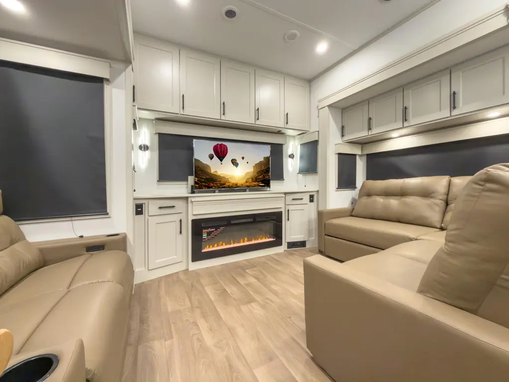 2026 Grand Design Solitude 388MBS