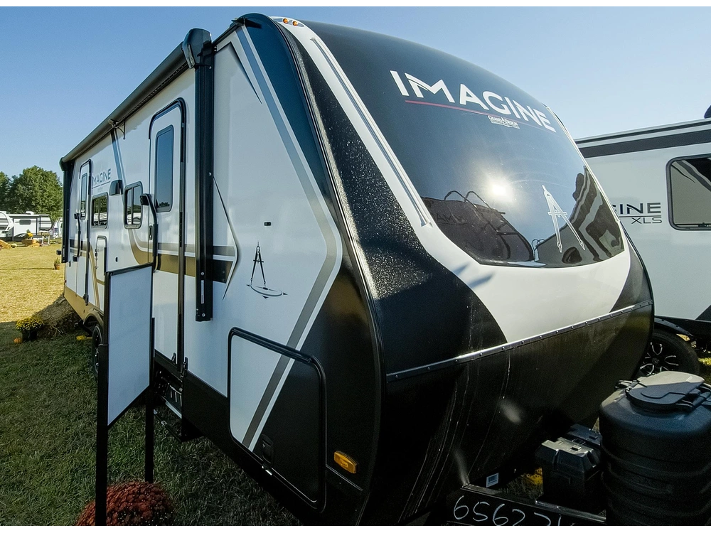 2026 Grand Design Imagine Imagine 2300MK alt