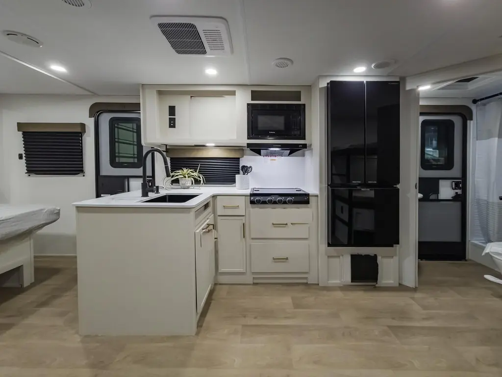 2026 Grand Design Transcend XPLOR 23BHX