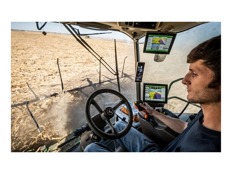 2026 John Deere AutoPath™ AutoPath™ Command Center Automation alt
