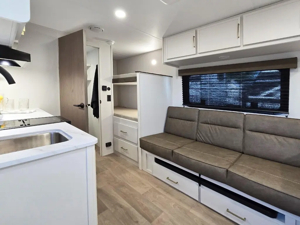 2026 Grand Design Transcend One 151BH