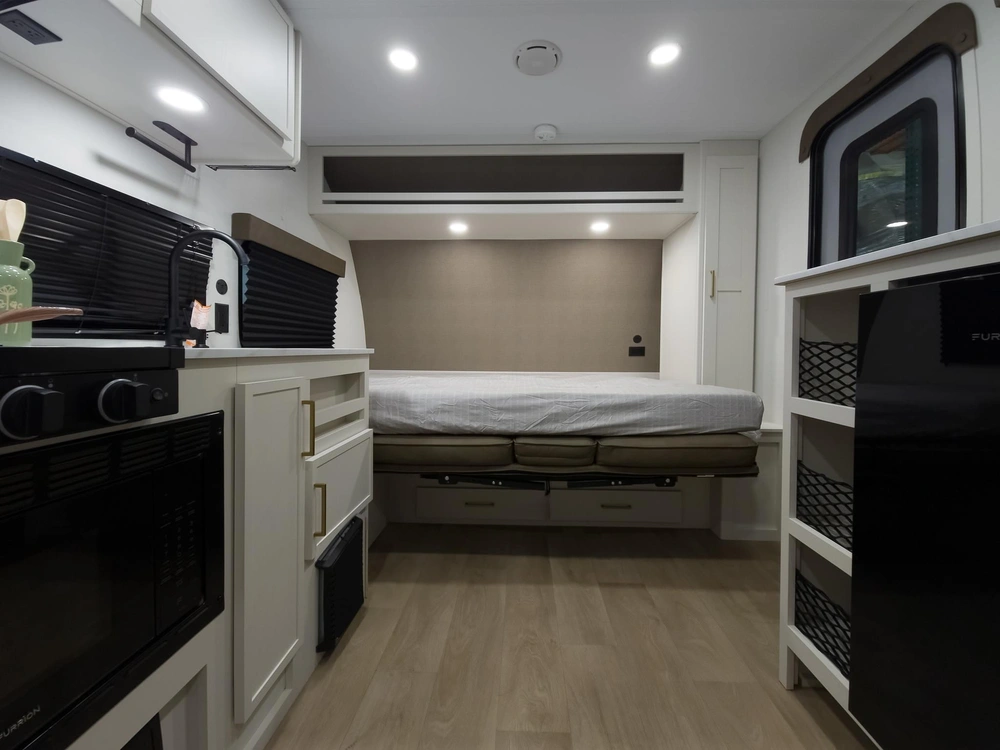 2026 Grand Design Transcend One Transcend One 131DL alt