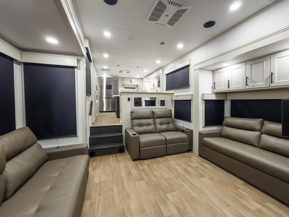 2026 Grand Design Solitude Solitude 390RK alt