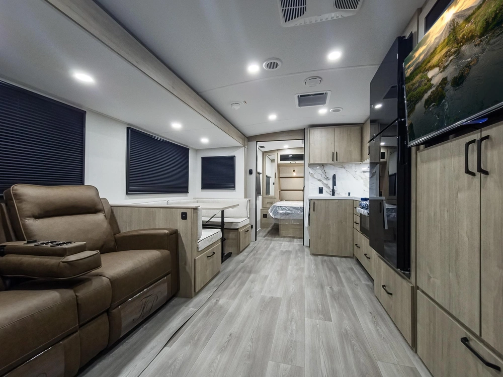 Grand Design Imagine Imagine 2800BH 2026 alt