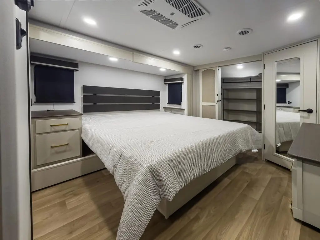 Grand Design Influence 3203GK 2026