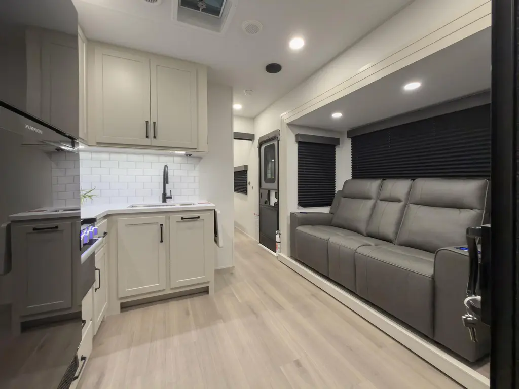2026 Grand Design Momentum G-Class TT 29GS