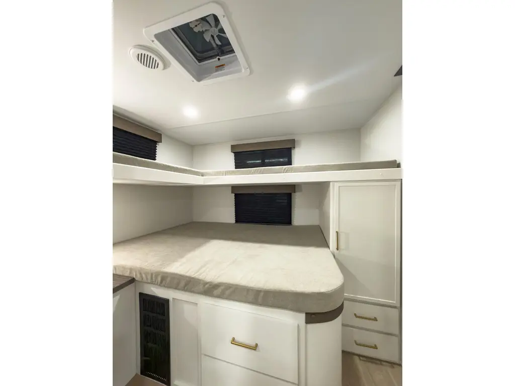 2026 Grand Design Transcend 295QBT