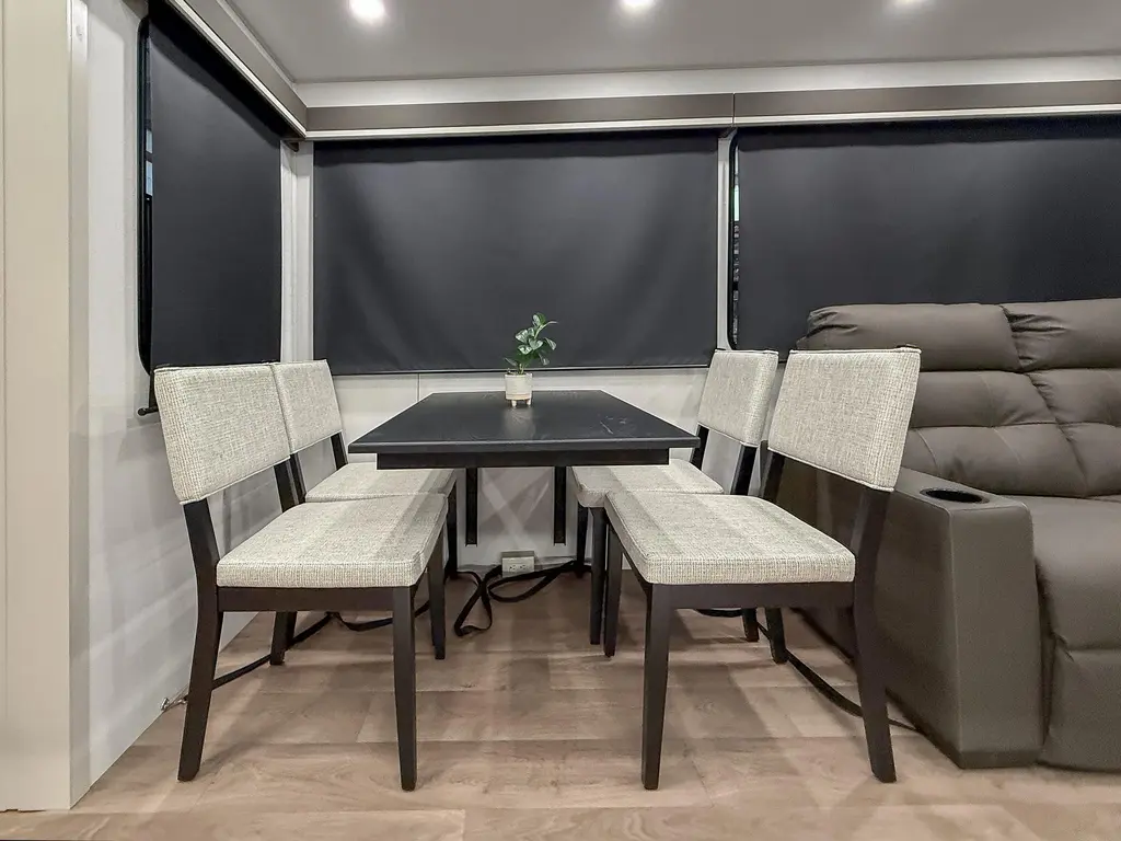 Grand Design Influence 3003RL 2026