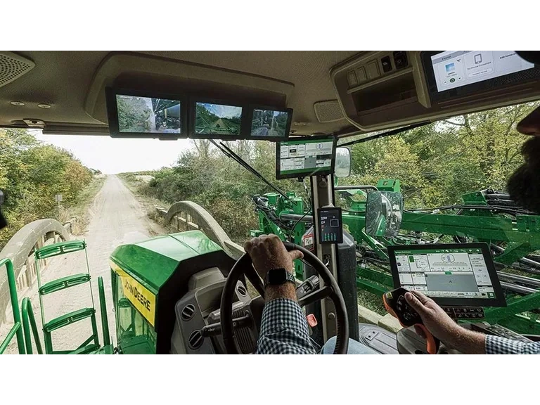 2026 John Deere SmartView SmartView Visibility System alt
