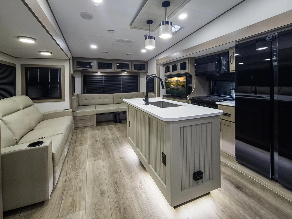 Grand Design Reflection Fifth Wheels Reflection Fifth Wheels 324MBS 2026 alt