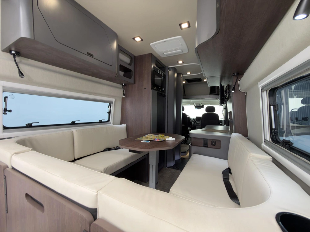 Grand Design Lineage Series Lineage Series LVP2 2026 alt