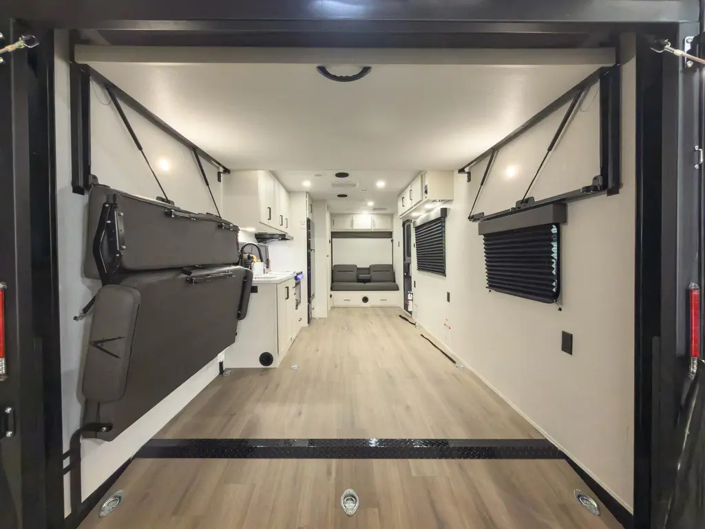 Grand Design Momentum MAV 22MAV 2026