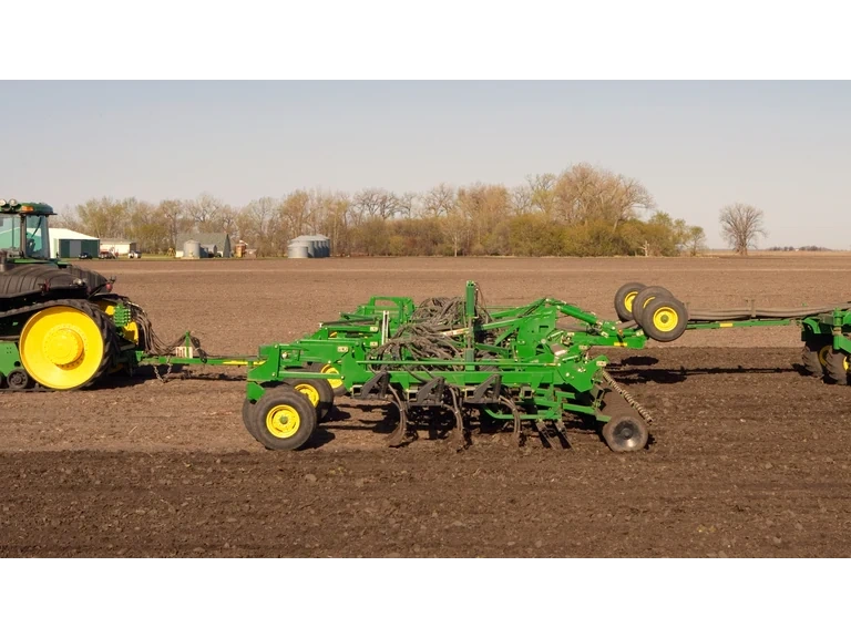2026 John Deere H561 H561 Air Hoe Drill alt
