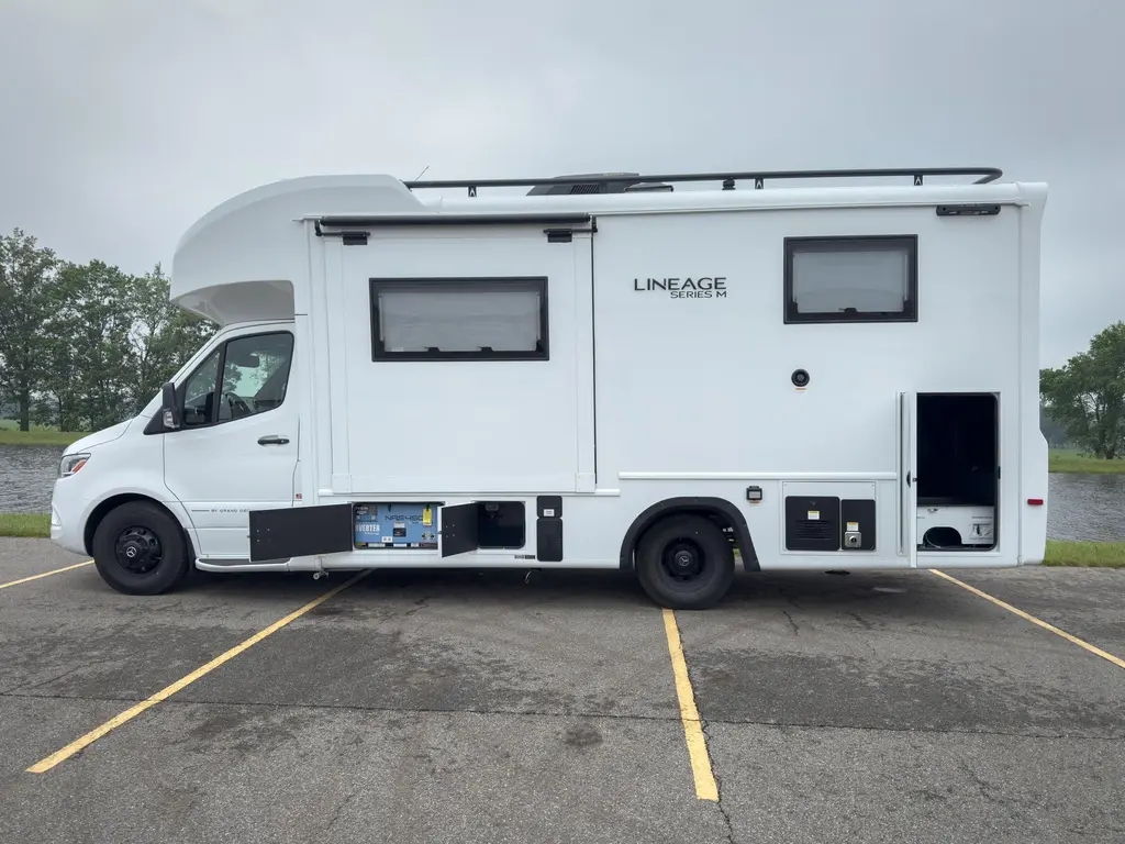 Grand Design Lineage Series M 25TK 2026