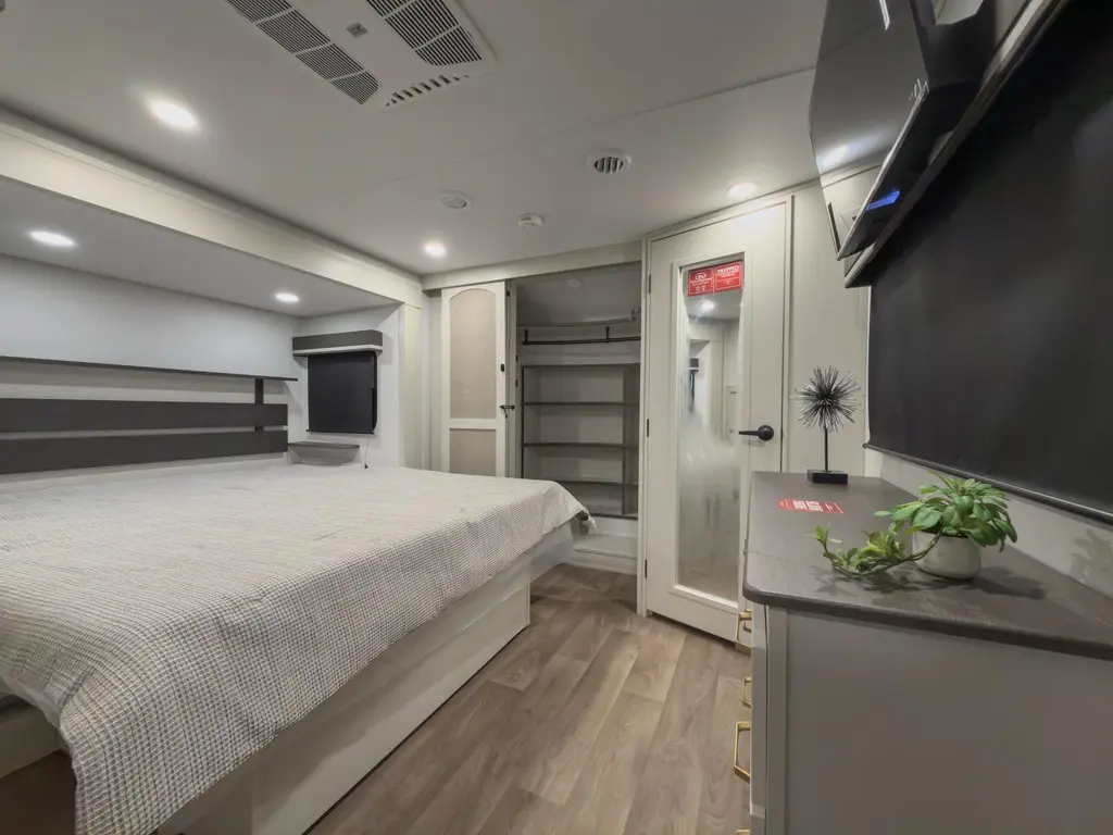 Grand Design Influence 3003RL 2026
