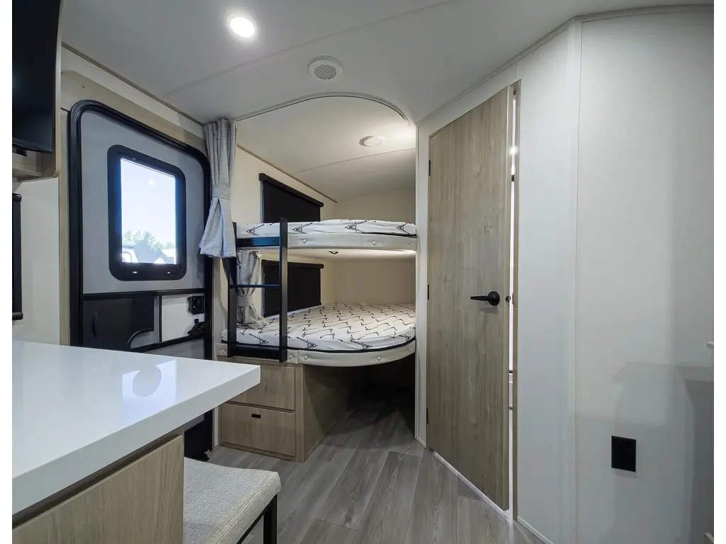 Grand Design Imagine 2470BH 2026