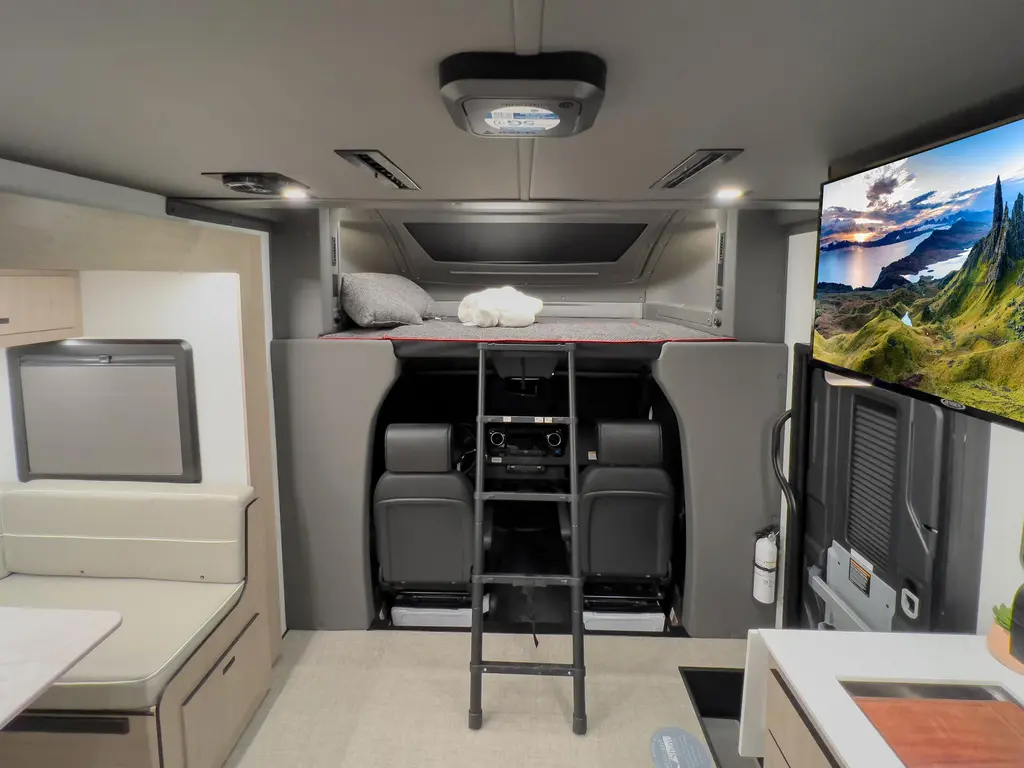 2026 Grand Design Lineage Series M 25FW