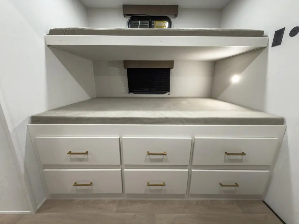 Grand Design Transcend 325BHT 2026