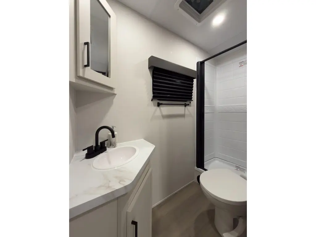 Grand Design Momentum MAV 22MAV 2026